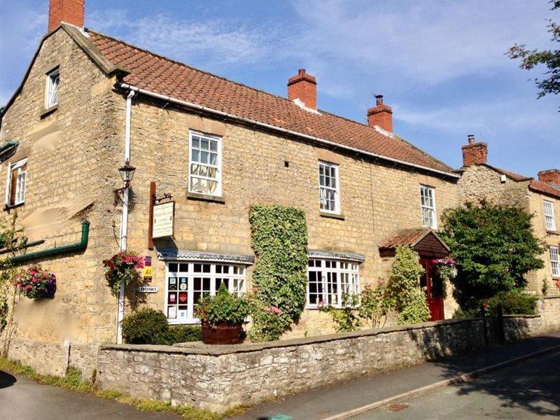 Plumpton Court Hotel Nawton Exterior photo